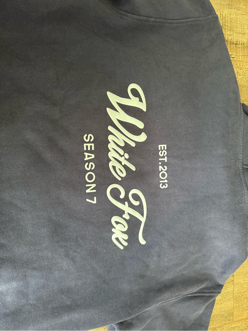 White Fox Boutique Season 7 Navy And Light Blue Hoodie Size M/L - Picture 6 of 7
